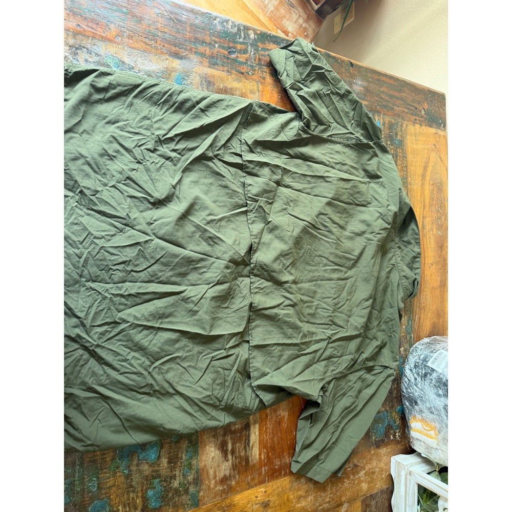 Mens large Magellan relaxed fit fishing gear short sleeve button down shirt - Picture 3 of 3